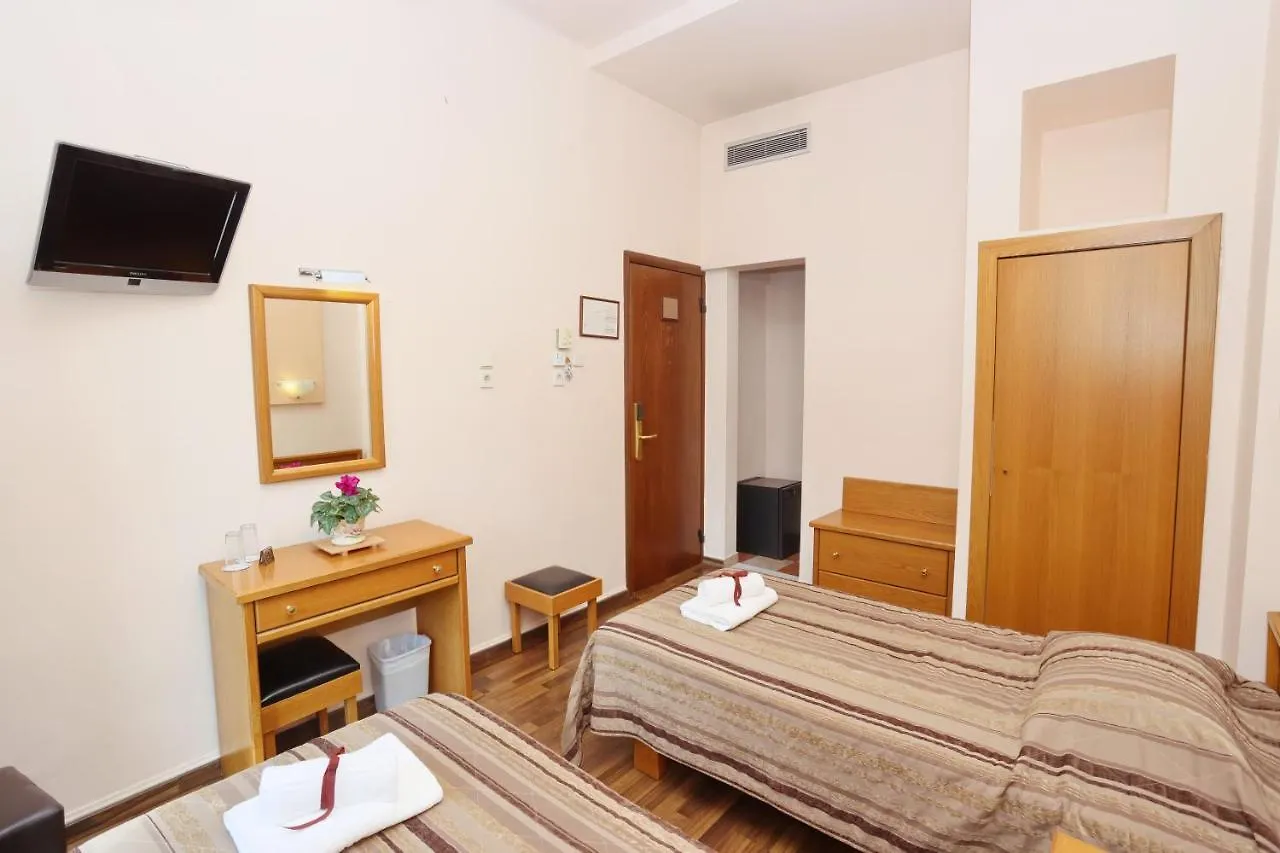 ***  Aegeon Hotel Salonicco Grecia